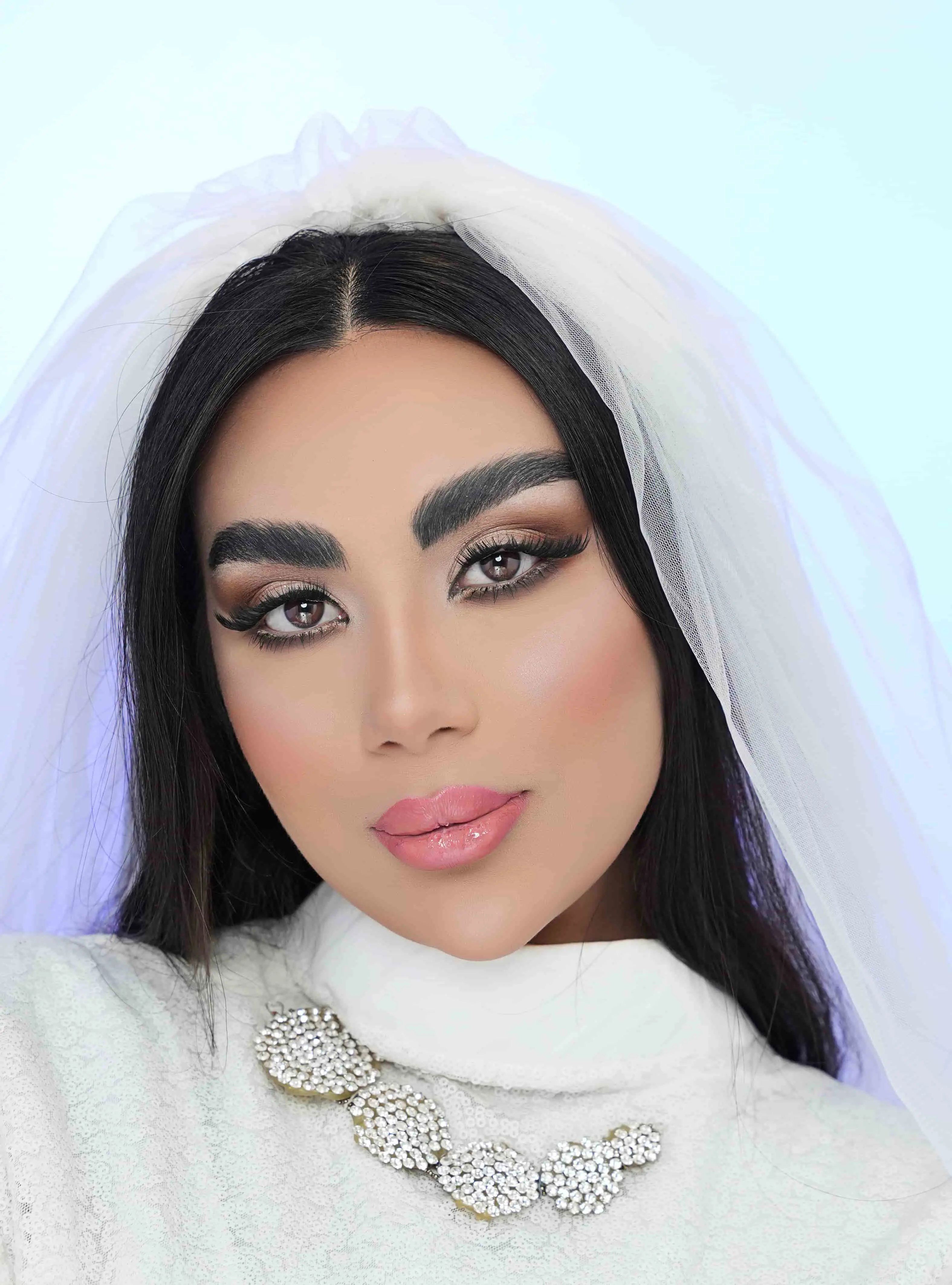 اصلاح صورت و ابرو 4